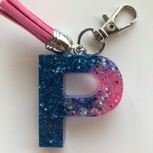 Handmade P Blue & Pink Resin Key Chain Bag Charm - Picture 2 of 7